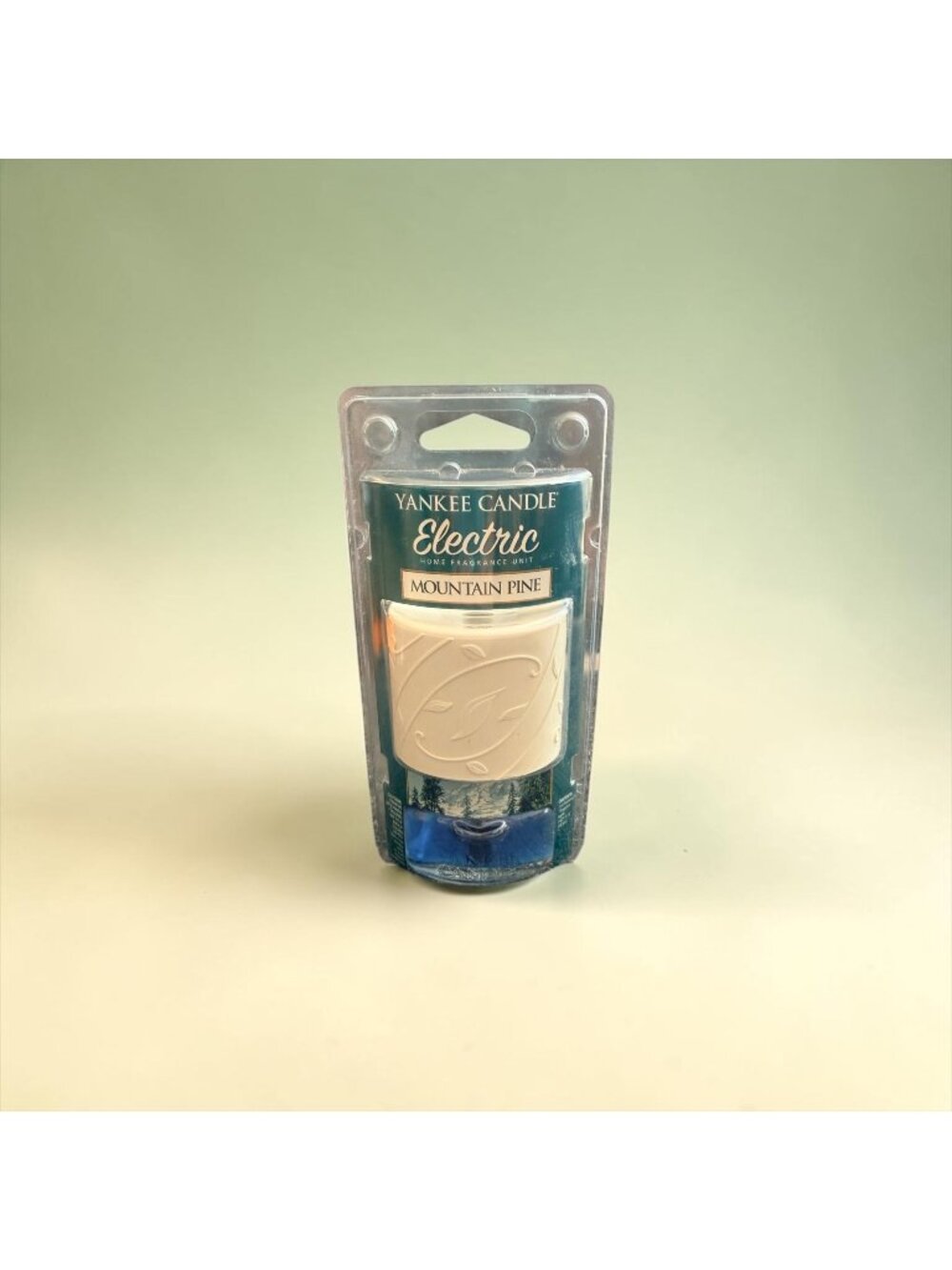 NEW Mountain Pine Yankee Candle Fragrance Electric Scent Plug
